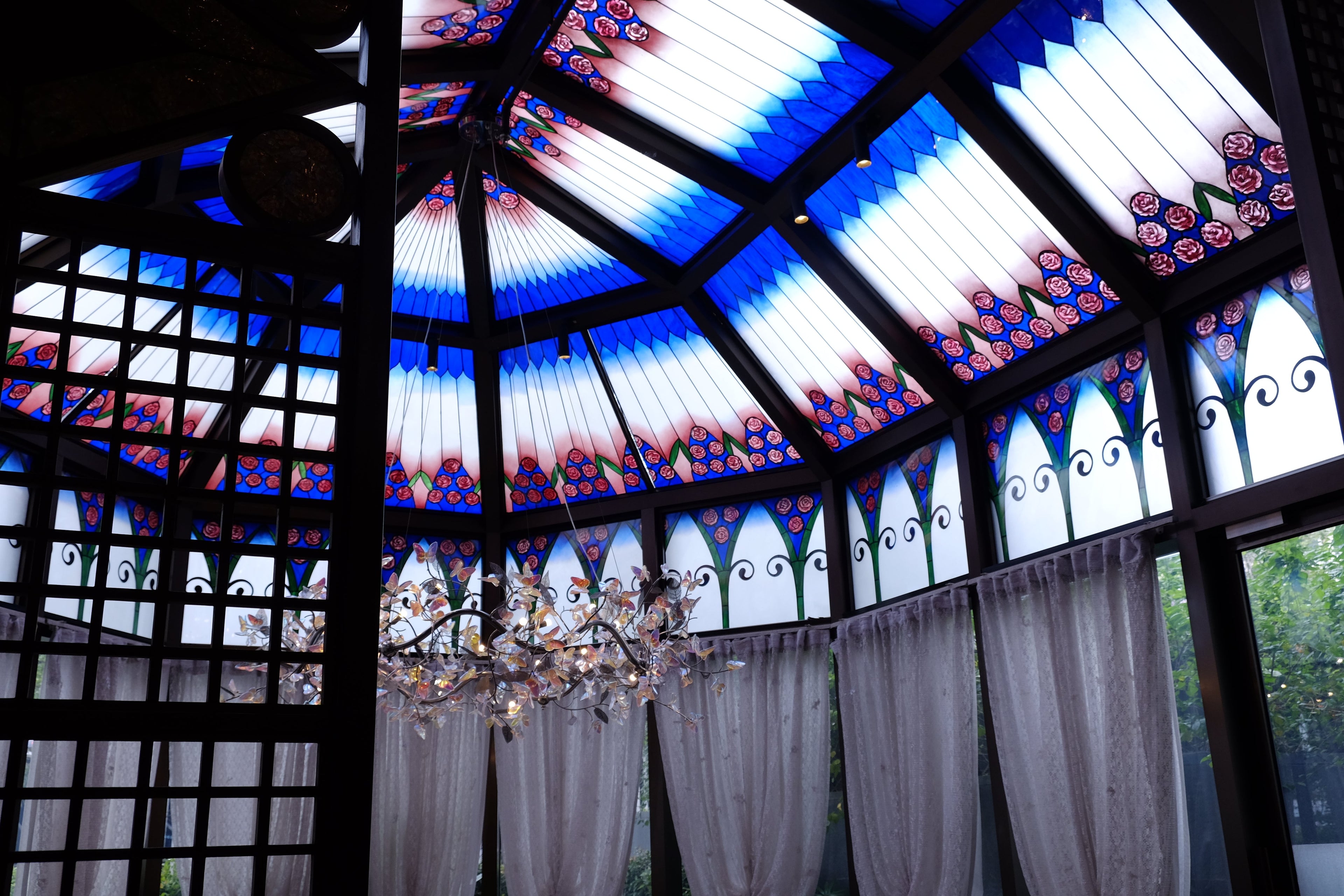 Casa Buena Glass Gazebo